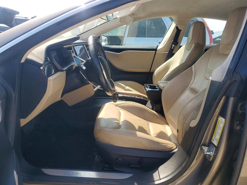 64968116 :رقم المزاد ، 5YJSA1E13GF133974 vin ، 2016 Tesla Model S مزاد بيع