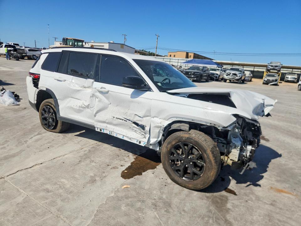 Продажа на аукционе авто 2024 Jeep Grand Cherokee, vin: 1C4RJJAG7R8558481, номер лота: 64705006