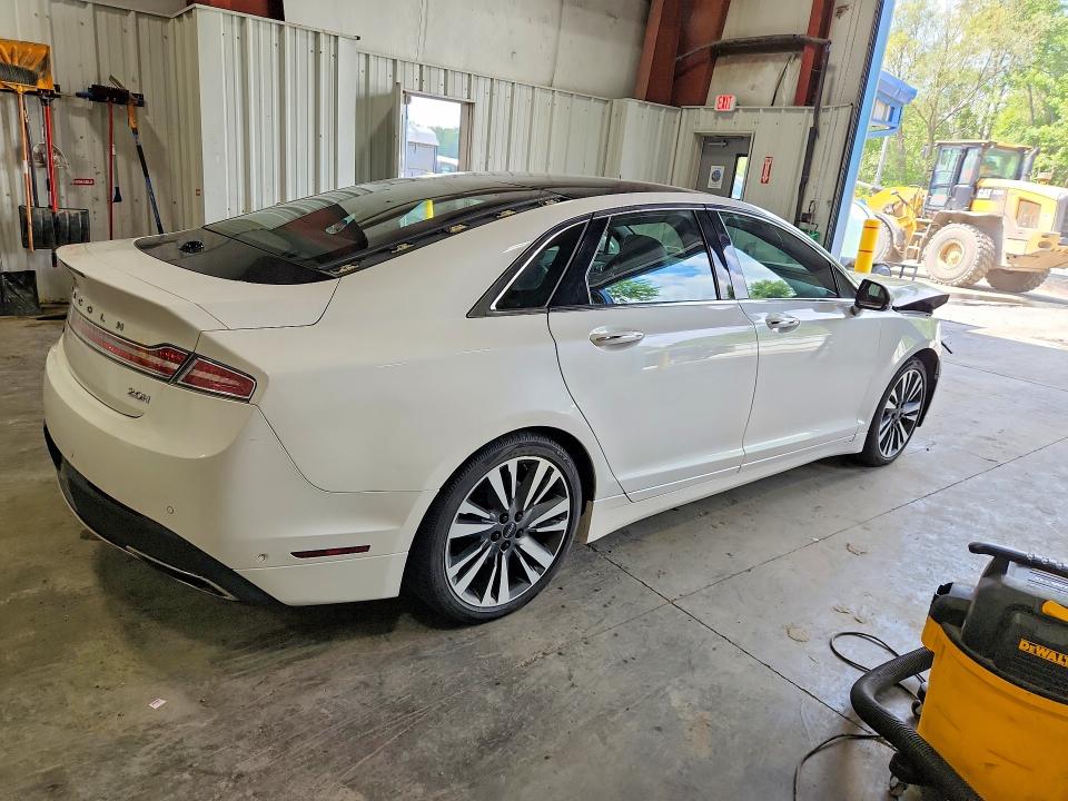 Продажа на аукционе авто 2019 Lincoln Mkz, vin: 3LN6L5MU0KR601970, номер лота: 64887116
