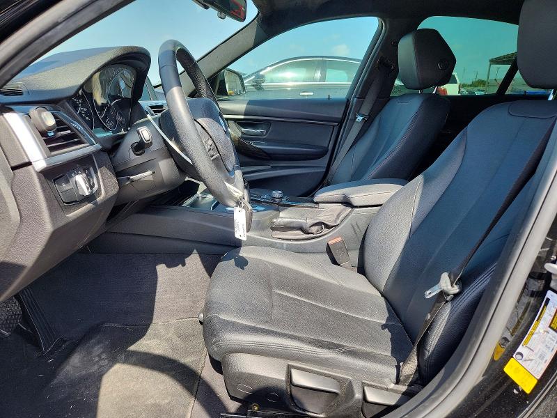 63842736 :رقم المزاد ، WBA8E1G39HNU16666 vin ، 2017 Bmw 320 مزاد بيع