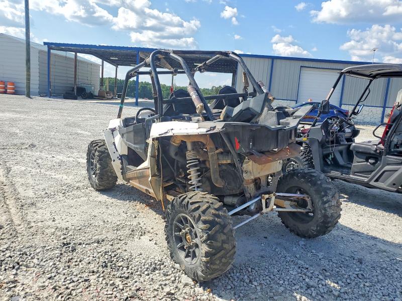 66446086 :رقم المزاد ، 3NSVDE990FF369930 vin ، 2015 Polaris Rzr مزاد بيع