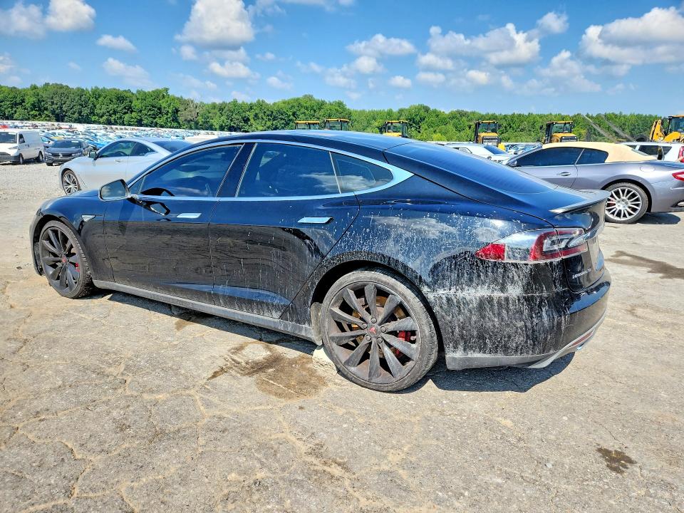 Aukcja sprzedaży 2015 Tesla Model S, vin: 5YJSA1H47FF083200, numer aukcji: 63656836