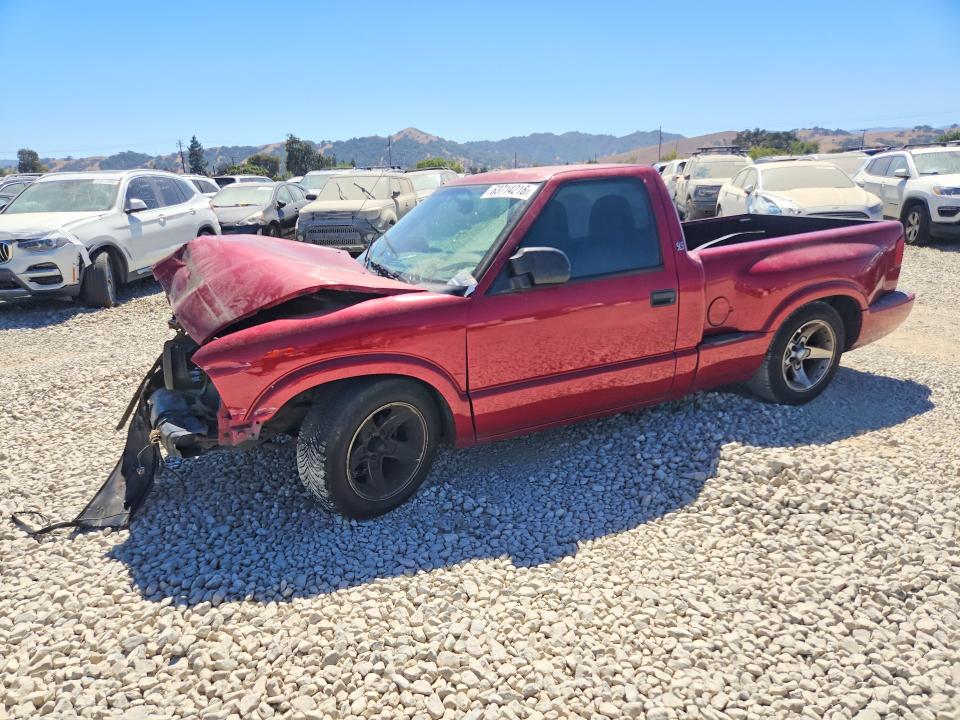 63714216 :رقم المزاد ، 1GTCS145818127701 vin ، 2001 Gmc Sonoma مزاد بيع