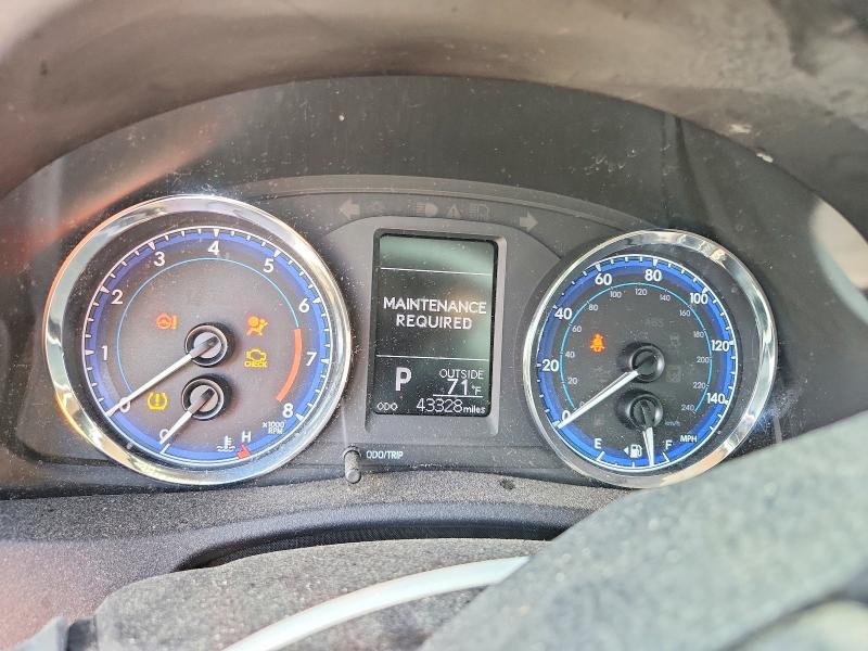 Продажа на аукционе авто 2018 Toyota Corolla, vin: 2T1BURHE0JC093448, номер лота: 66969136