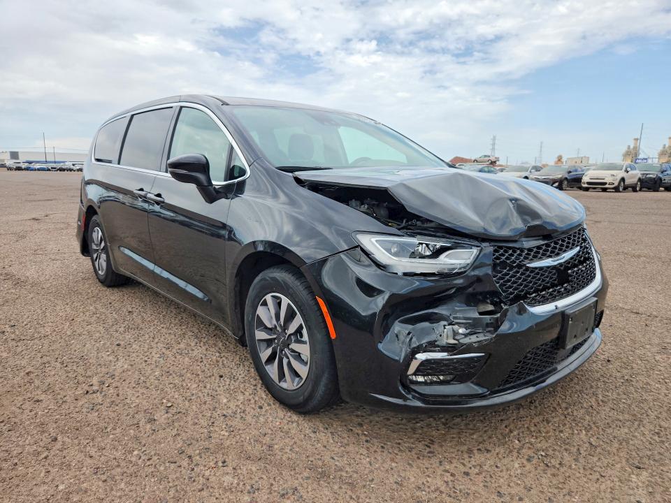 64053686 :رقم المزاد ، 2C4RC1L78PR632550 vin ، 2023 Chrysler Pacifica مزاد بيع