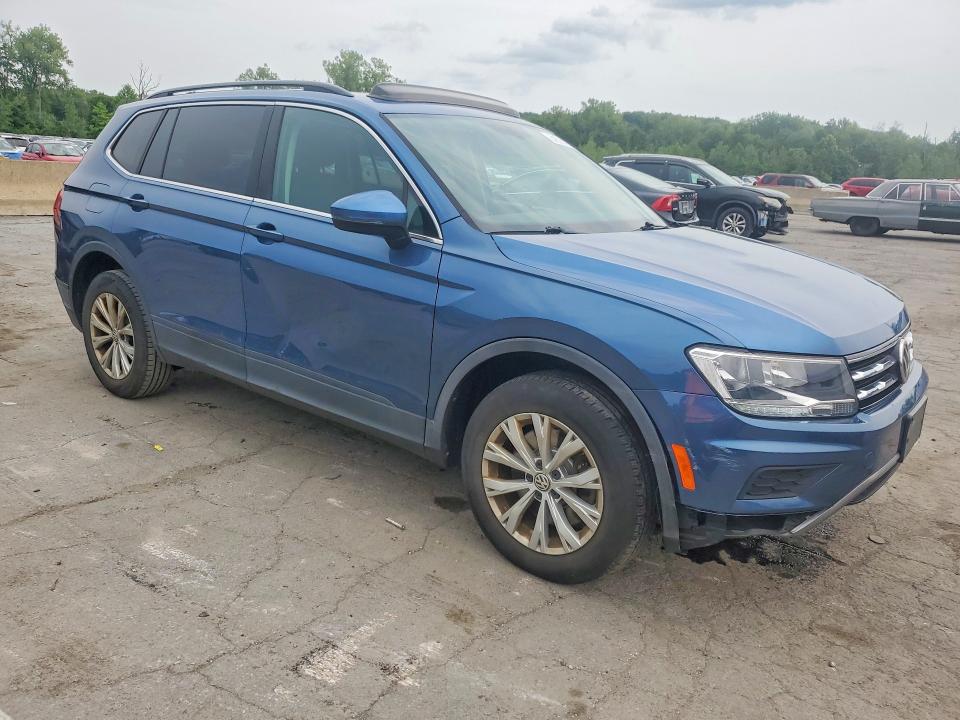 Продажа на аукционе авто 2019 Volkswagen Tiguan, vin: 3VV2B7AX5KM033035, номер лота: 64321426