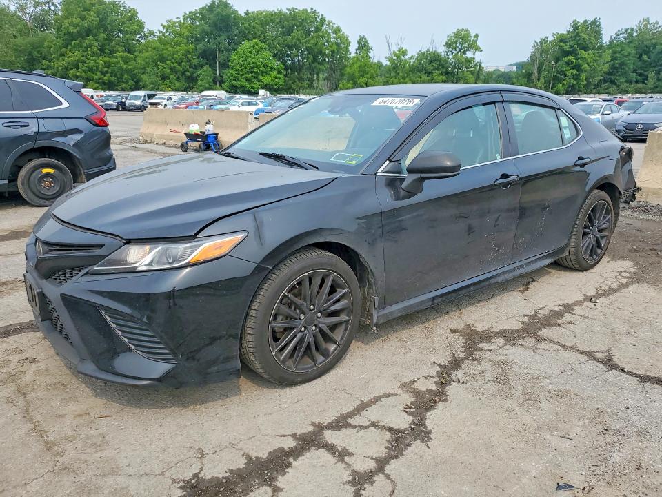Продаж на аукціоні авто 2018 Toyota Camry, vin: 4T1B11HK4JU536246, номер лоту: 64767026