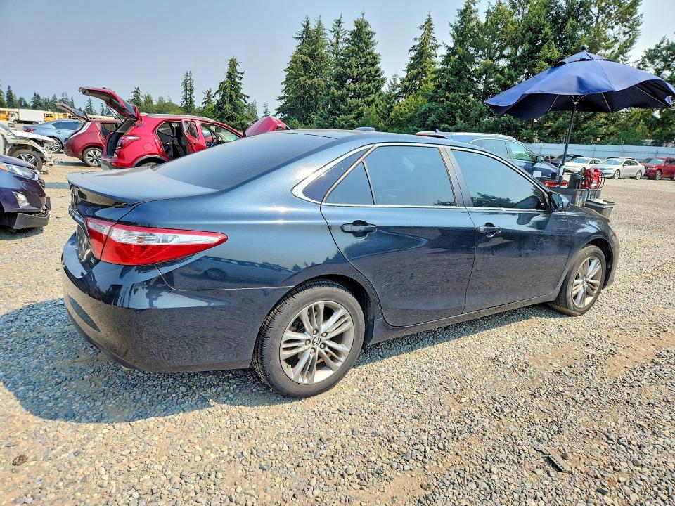 2015 Toyota Camry მანქანა იყიდება აუქციონზე, vin: 4T1BF1FKXFU025510, აუქციონის ნომერი: 63668206