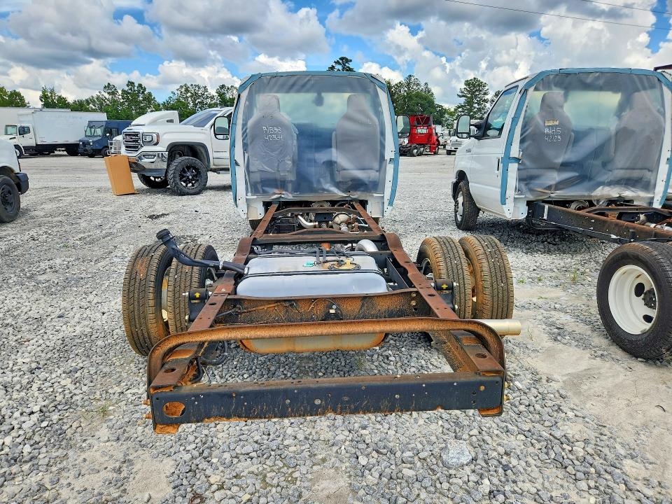 2024 Ford Econoline მანქანა იყიდება აუქციონზე, vin: 1FDWE3FN1RDD42364, აუქციონის ნომერი: 63696416