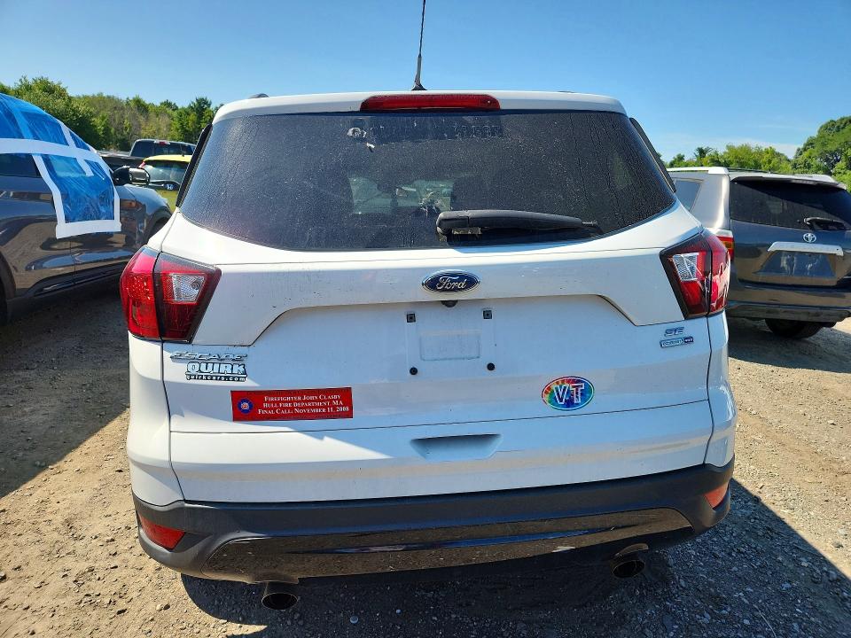 Продажа на аукционе авто 2019 Ford Escape, vin: 1FMCU9GD0KUB66895, номер лота: 64752366
