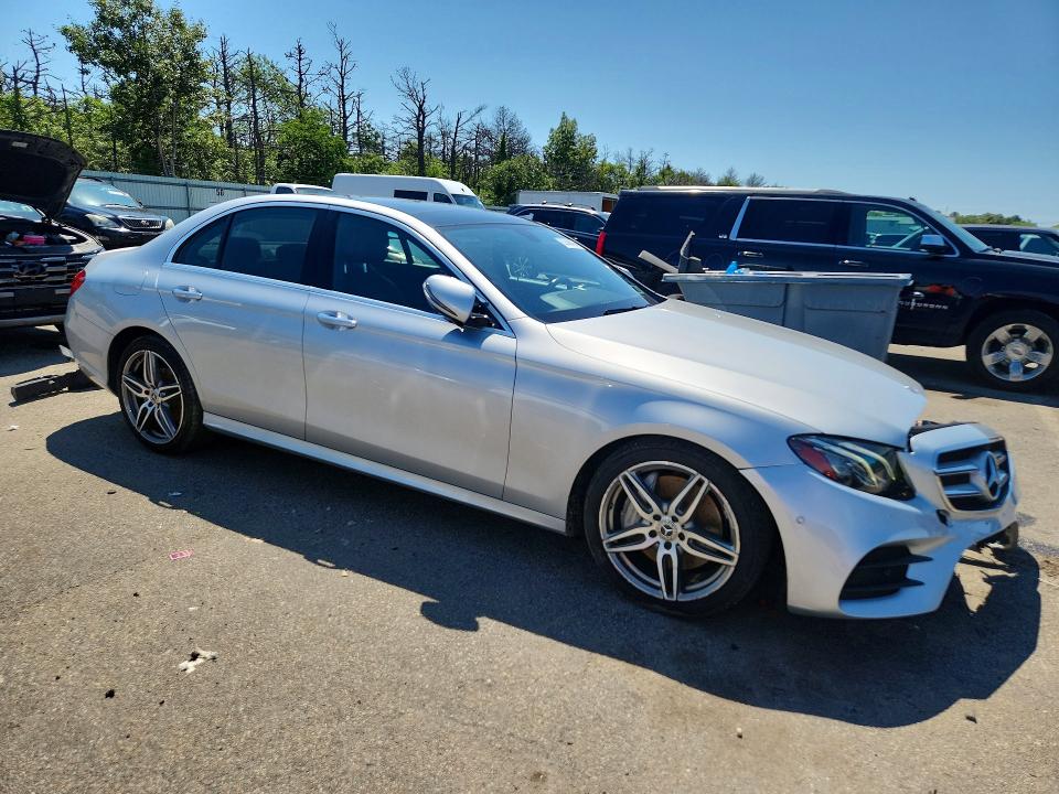 Продажа на аукционе авто 2019 Mercedes-benz E, vin: WDDZF4KB2KA558804, номер лота: 63568436