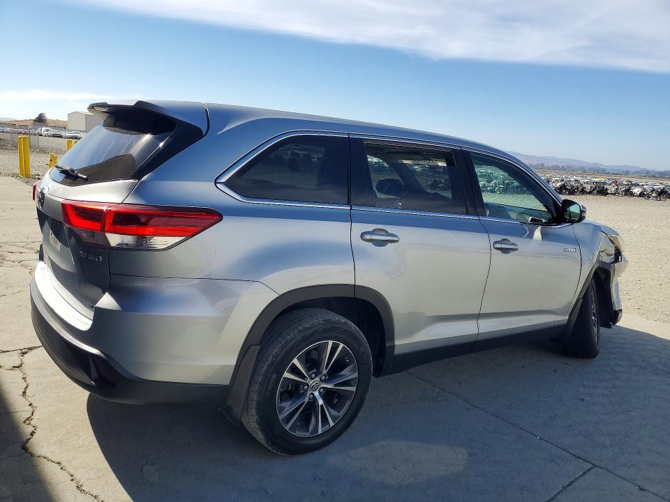 2019 Toyota Highlander Hybrid მანქანა იყიდება აუქციონზე, vin: 5TDBGRFH1KS075683, აუქციონის ნომერი: 61451196
