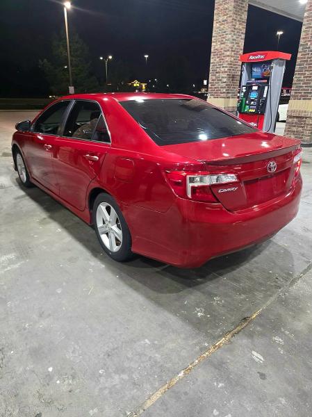 65232036 :رقم المزاد ، 4T1BF1FK3EU736321 vin ، 2014 Toyota Camry مزاد بيع