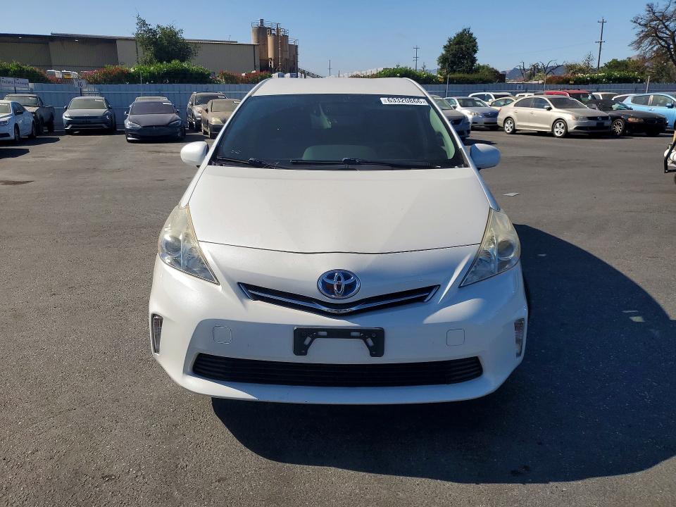 2012 Toyota Prius V მანქანა იყიდება აუქციონზე, vin: JTDZN3EUXC3134684, აუქციონის ნომერი: 63320866