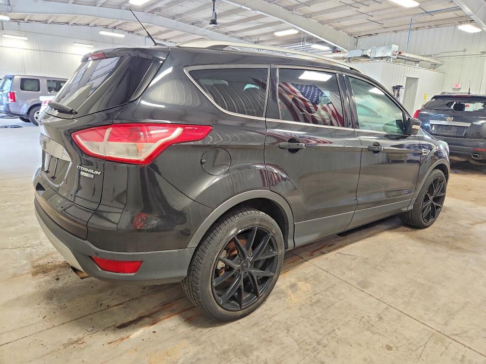2014 Ford Escape მანქანა იყიდება აუქციონზე, vin: 1FMCU9J91EUD93165, აუქციონის ნომერი: 64700626