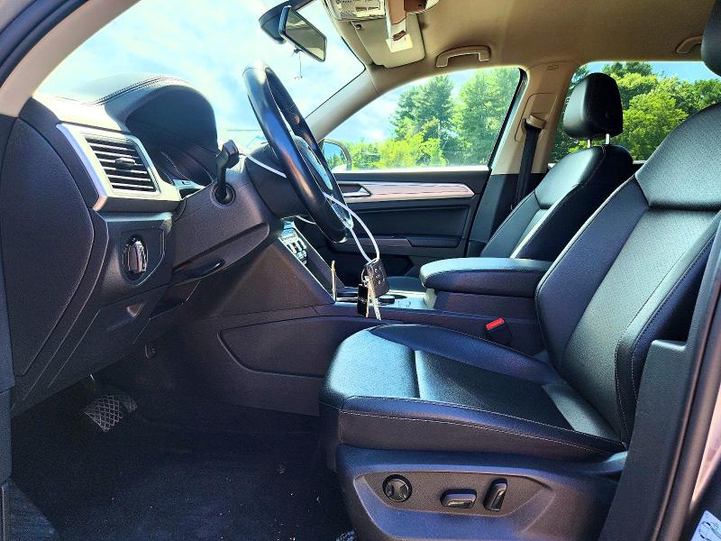 Продажа на аукционе авто 2018 Volkswagen Atlas, vin: 1V2KR2CAXJC570889, номер лота: 62101106