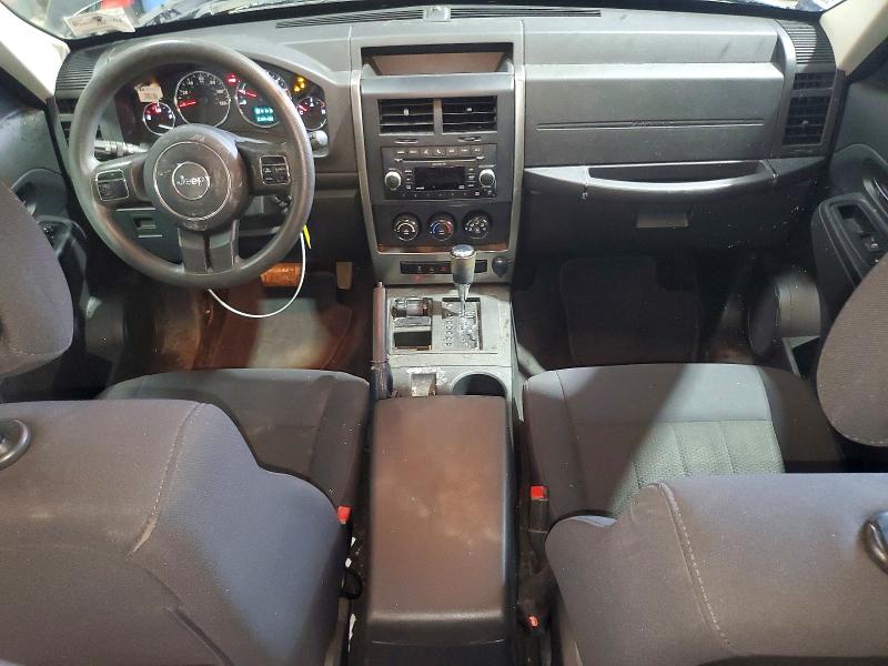 63573036 :رقم المزاد ، 1J4PN2GKXBW565384 vin ، 2011 Jeep Liberty مزاد بيع