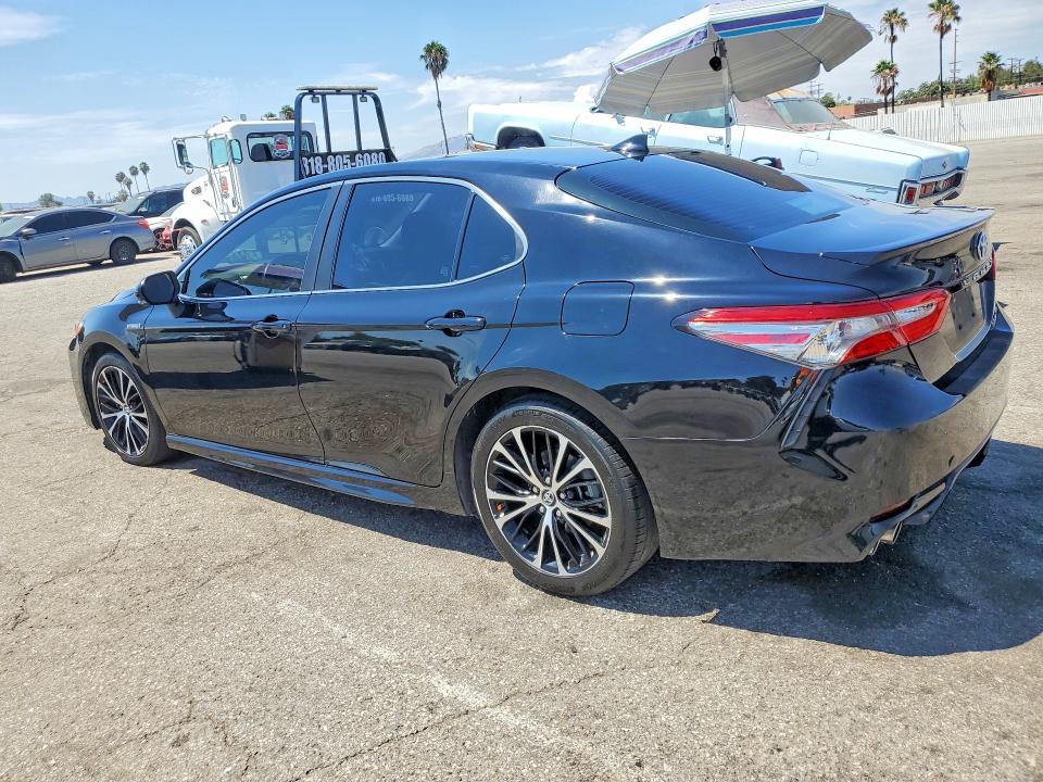 Продаж на аукціоні авто 2019 Toyota Camry Hybrid, vin: 4T1B21HK1KU519550, номер лоту: 65175436