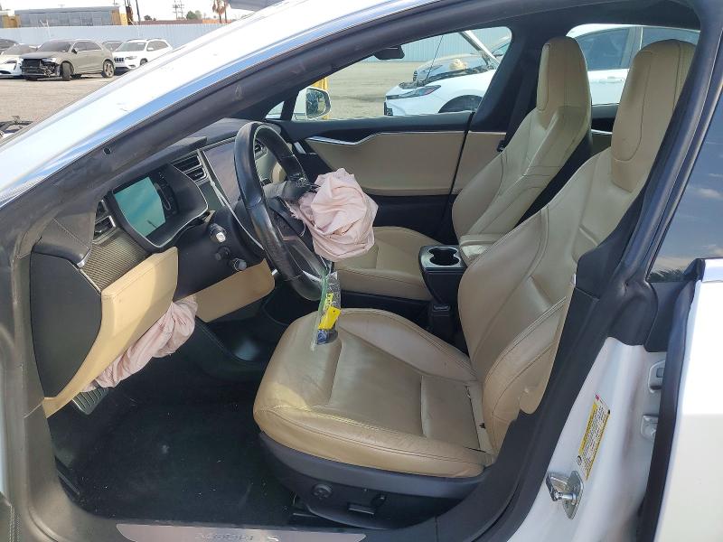 Продажа на аукционе авто 2015 Tesla Model S, vin: 5YJSA1V43FF100935, номер лота: 64907856