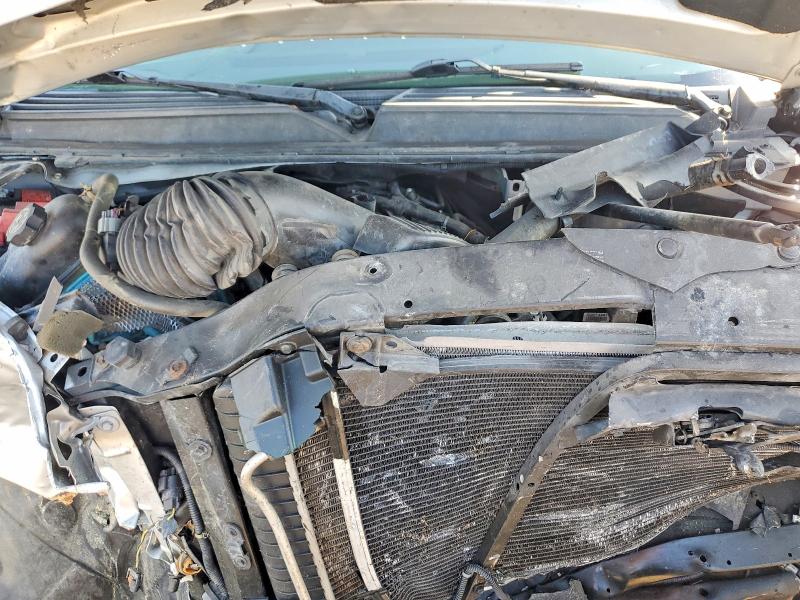 2010 Chevrolet Suburban მანქანა იყიდება აუქციონზე, vin: 1GNUKJE36AR228402, აუქციონის ნომერი: 63414006