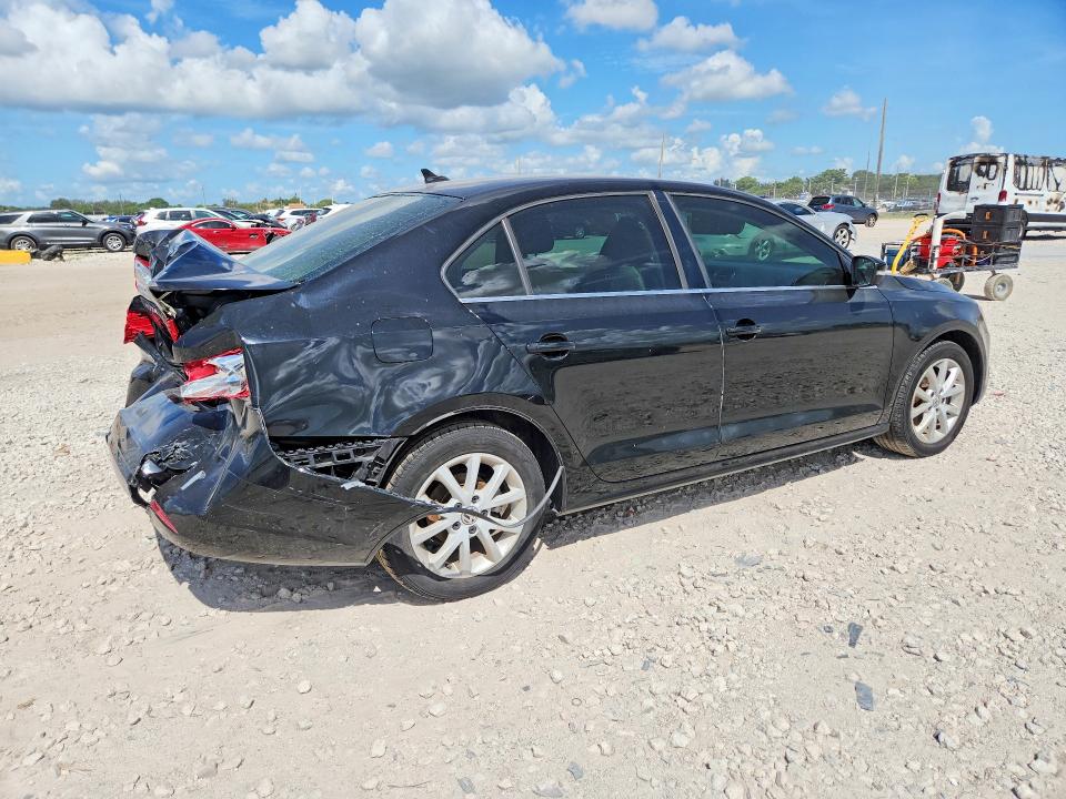 66532066 :رقم المزاد ، 3VWDX7AJ8DM396529 vin ، 2013 Volkswagen Jetta مزاد بيع