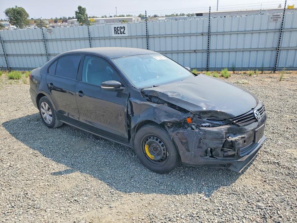67139436 :رقم المزاد ، 3VWDP7AJ3CM413140 vin ، 2012 Volkswagen Jetta مزاد بيع
