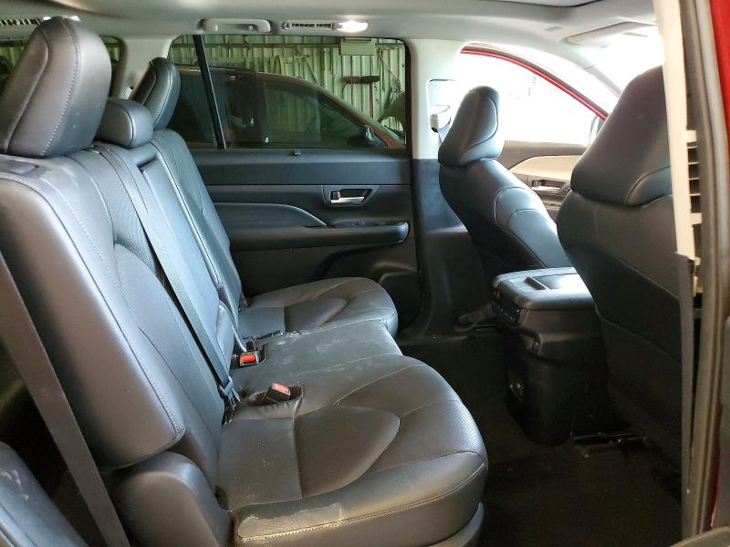 2024 Toyota Grand Highlander მანქანა იყიდება აუქციონზე, vin: 5TDAAAB55RS048586, აუქციონის ნომერი: 64278056