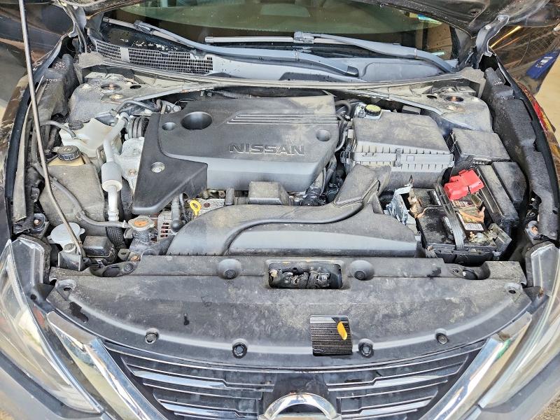 63816336 :رقم المزاد ، 1N4AL3AP2JC272063 vin ، 2018 Nissan Altima مزاد بيع