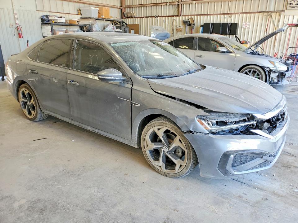 64982576 :رقم المزاد ، 1VWMA7A33LC020999 vin ، 2020 Volkswagen Passat مزاد بيع