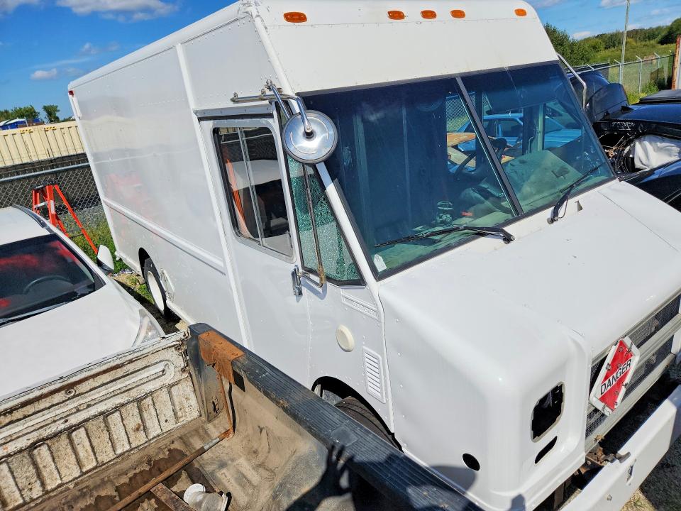 53751786 :رقم المزاد ، 4UZAANBW16CW23369 vin ، 2006 Freightliner Chassis مزاد بيع