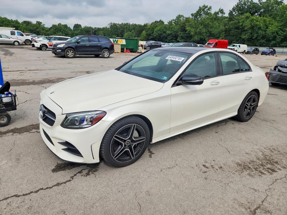 64840216 :رقم المزاد ، 55SWF8EB2KU308632 vin ، 2019 Mercedes-benz C مزاد بيع