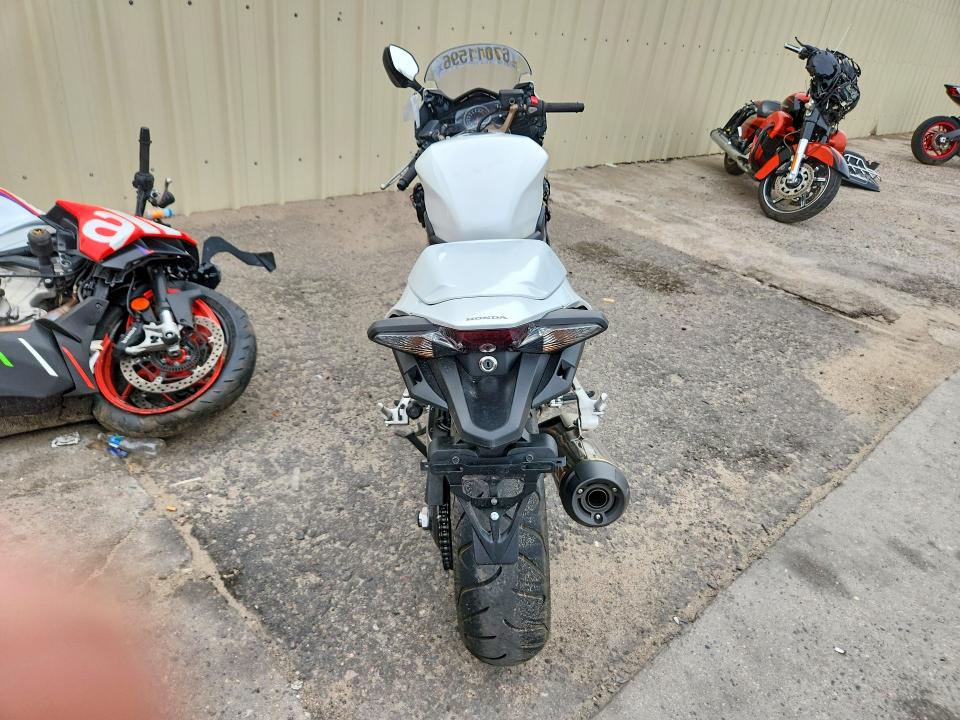 Продажа на аукционе авто 2015 Honda Vfr800, vin: JH2RC7955FK100041, номер лота: 67011596
