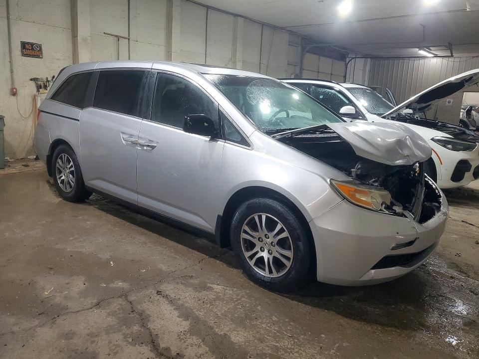 Продаж на аукціоні авто 2013 Honda Odyssey, vin: 5FNRL5H68DB068753, номер лоту: 65869096
