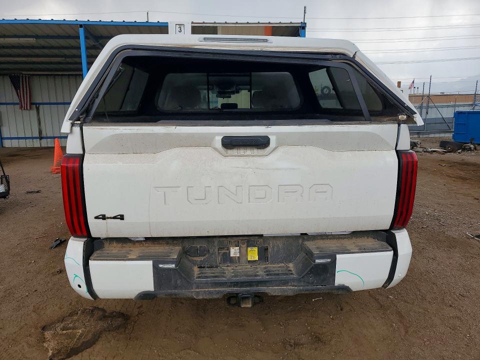 Продаж на аукціоні авто 2024 Toyota Tundra, vin: 5TFLA5DB0RX187649, номер лоту: 64209506