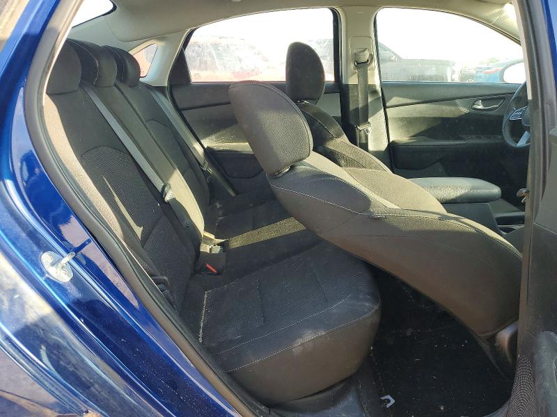 2020 Kia Forte მანქანა იყიდება აუქციონზე, vin: 3KPF24AD1LE255376, აუქციონის ნომერი: 65007066