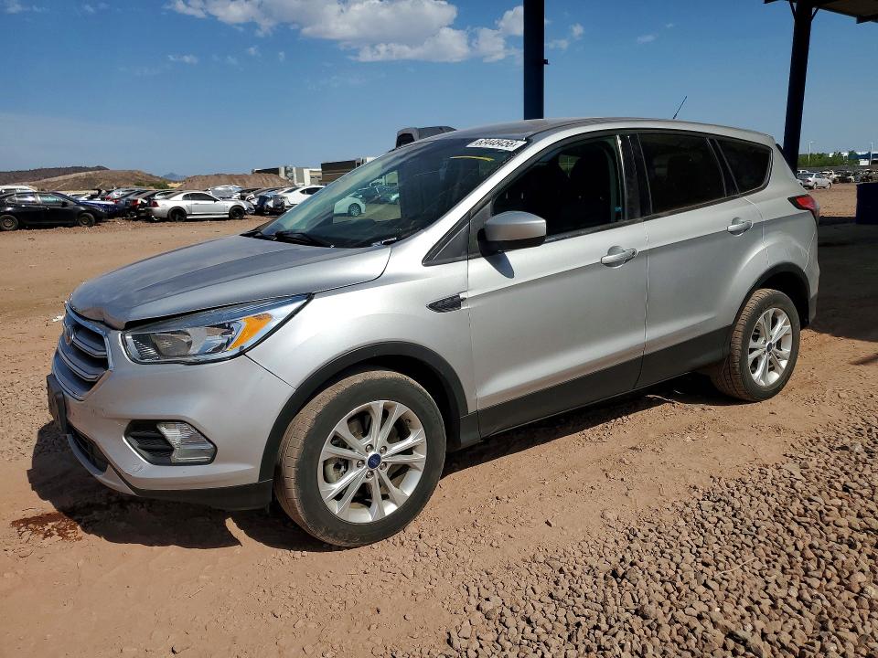 Продажа на аукционе авто 2017 Ford Escape, vin: 1FMCU9GD6HUE49777, номер лота: 63448456