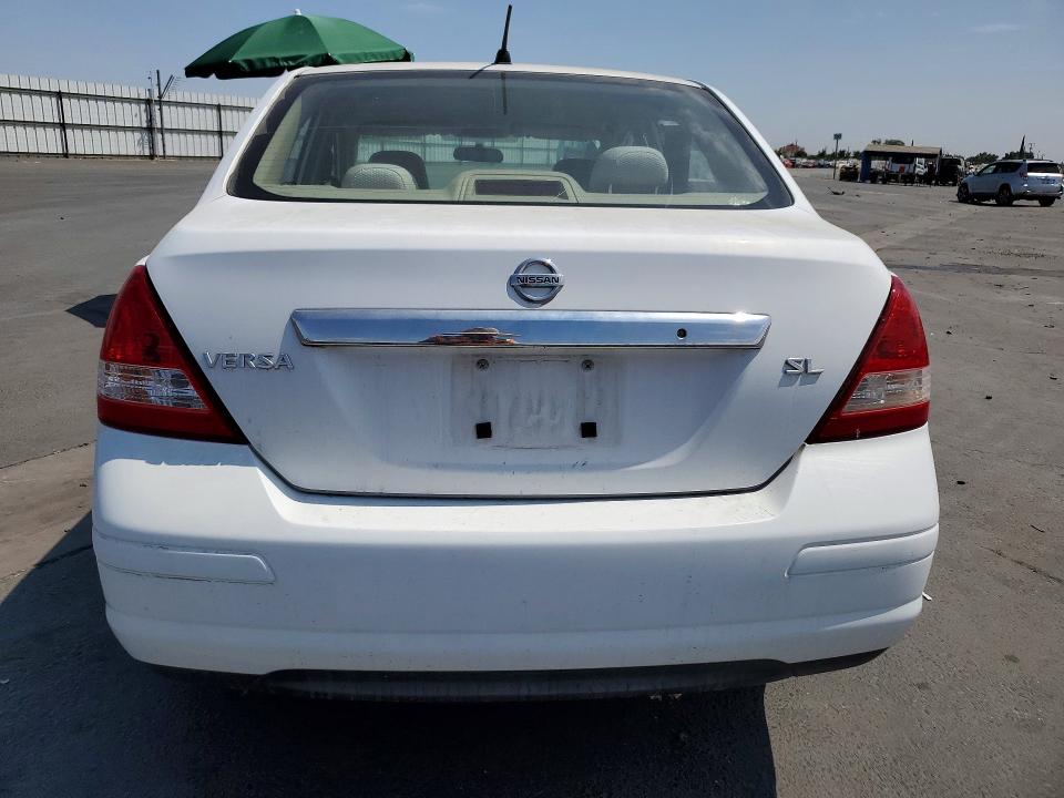 64467656 :رقم المزاد ، 3N1BC11E88L362899 vin ، 2008 Nissan Versa مزاد بيع