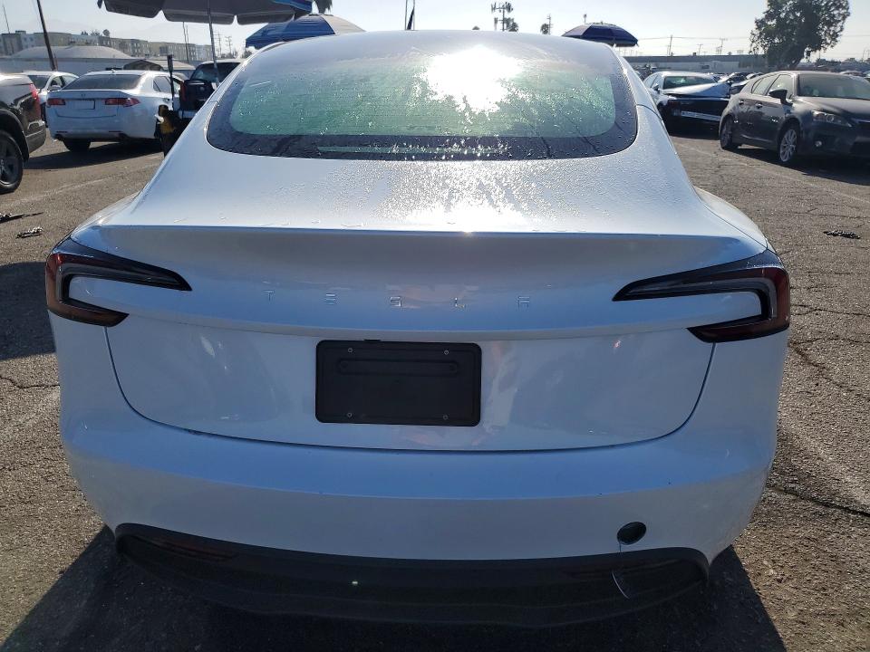 63429106 :رقم المزاد ، 5YJ3E1EA4RF825706 vin ، 2024 Tesla Model 3 مزاد بيع