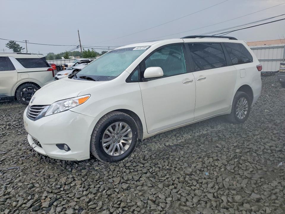 Продаж на аукціоні авто 2017 Toyota Sienna, vin: 5TDYZ3DC0HS868216, номер лоту: 66203166