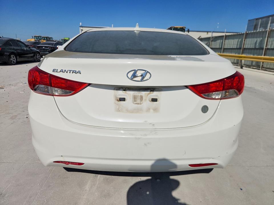 2013 Hyundai Elantra მანქანა იყიდება აუქციონზე, vin: 5NPDH4AE7DH291696, აუქციონის ნომერი: 64652586