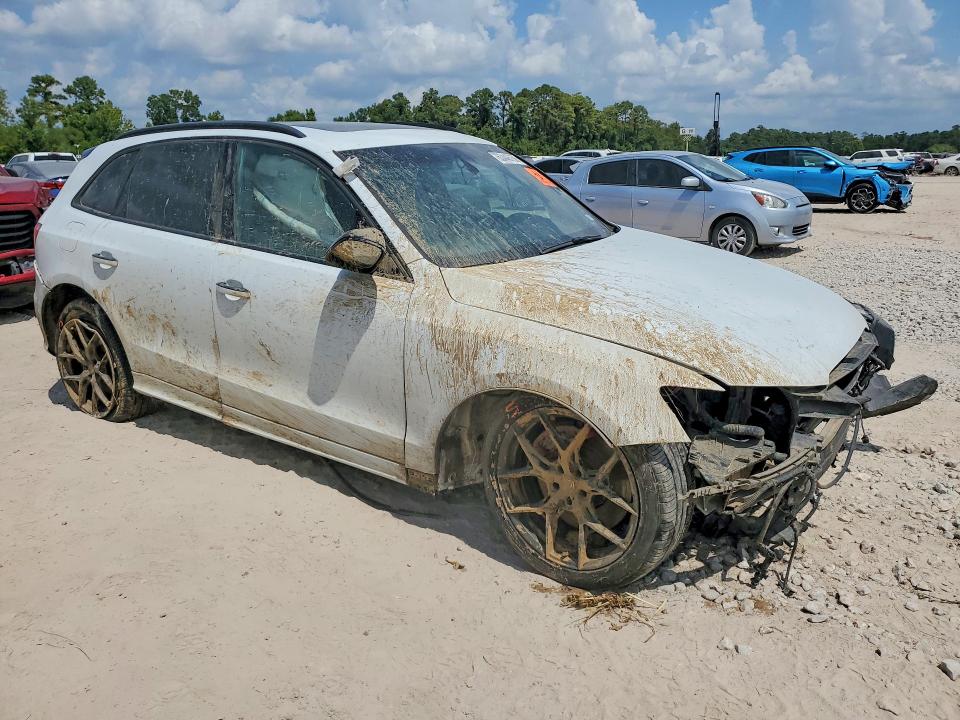 63446756 :رقم المزاد ، WA1CCAFP9HA045131 vin ، 2017 Audi Sq5 مزاد بيع