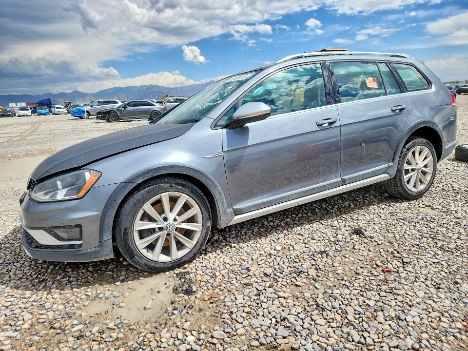 Aukcja sprzedaży 2017 Volkswagen Golf Alltrack, vin: 3VWH17AU9HM516776, numer aukcji: 66808816