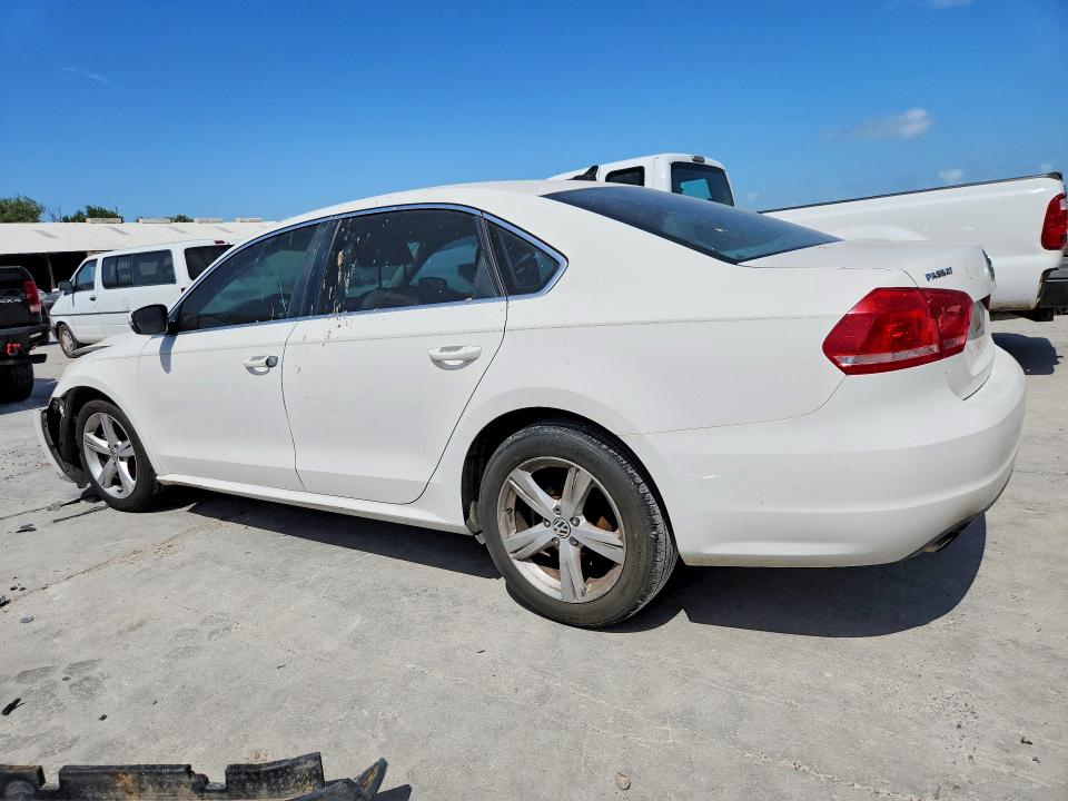 Продажа на аукционе авто 2015 Volkswagen Passat, vin: 1VWAS7A37FC080840, номер лота: 64635946
