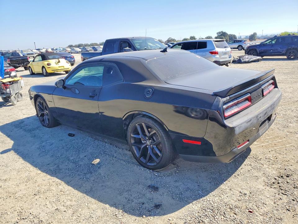 65273176 :رقم المزاد ، 2C3CDZBT0MH637957 vin ، 2021 Dodge Challenger مزاد بيع