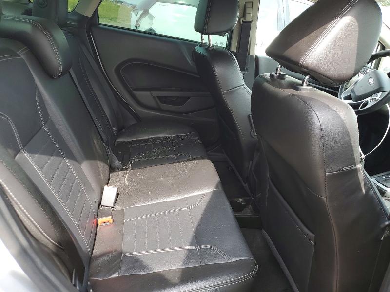 64101366 :رقم المزاد ، 3FADP4CJ7FM184146 vin ، 2015 Ford Fiesta مزاد بيع