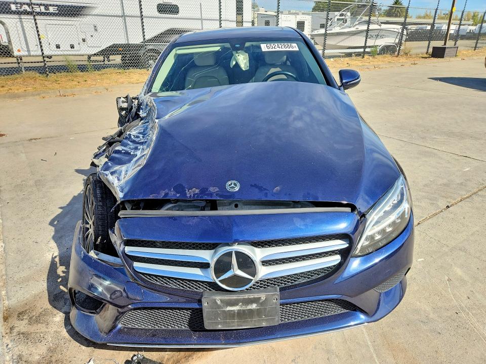 65242886 :رقم المزاد ، W1KWF8DB3LR566310 vin ، 2020 Mercedes-benz C مزاد بيع