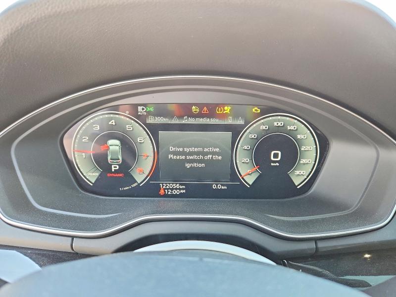 63549886 :رقم المزاد ، WA1EAAFY8N2063598 vin ، 2022 Audi Q5 مزاد بيع