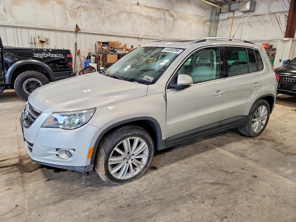 Aukcja sprzedaży 2010 Volkswagen Tiguan, vin: WVGBV7AX3AW511548, numer aukcji: 64494966