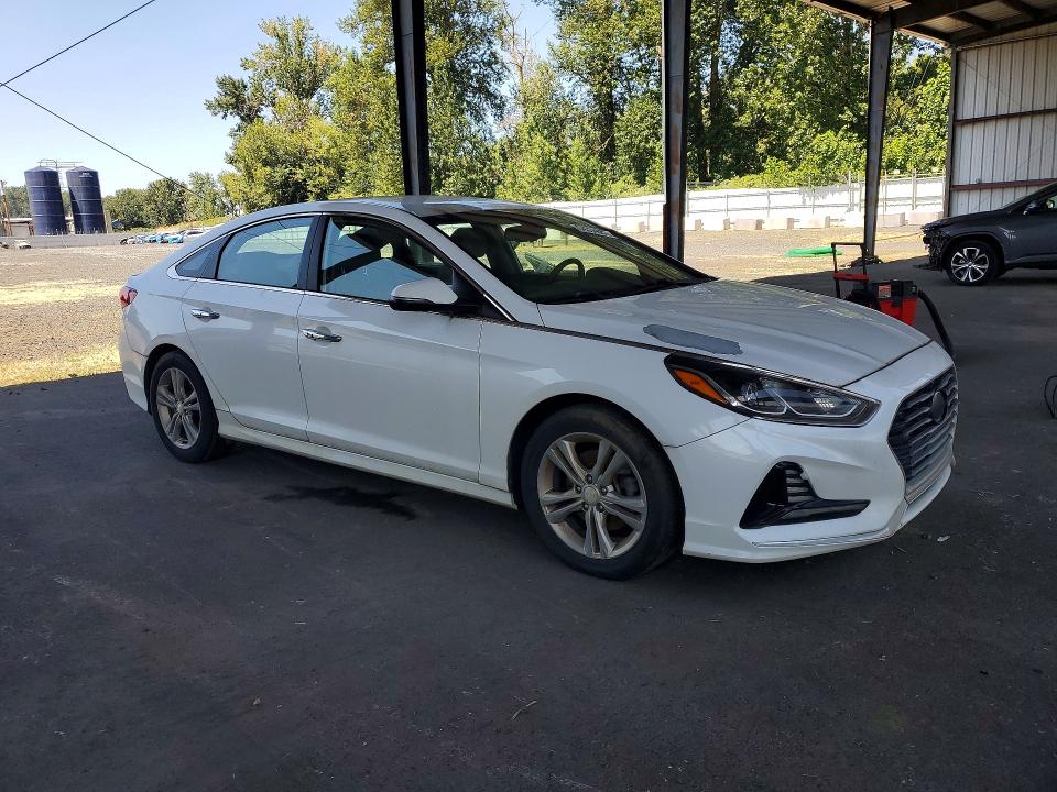 Продажа на аукционе авто 2018 Hyundai Sonata, vin: 5NPE34AF2JH606413, номер лота: 64334686
