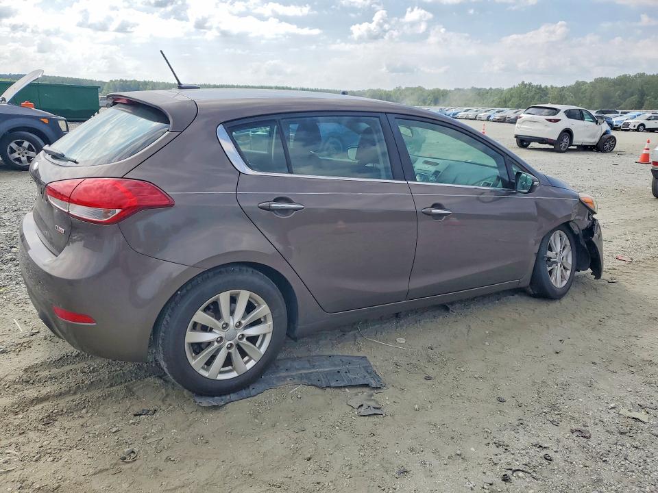 65569556 :رقم المزاد ، KNAFX5A82E5158693 vin ، 2014 Kia Forte مزاد بيع